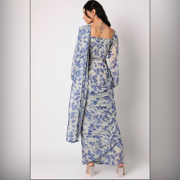 Designer Paulmi and Harsh predraped sari - Picture 3 of 4